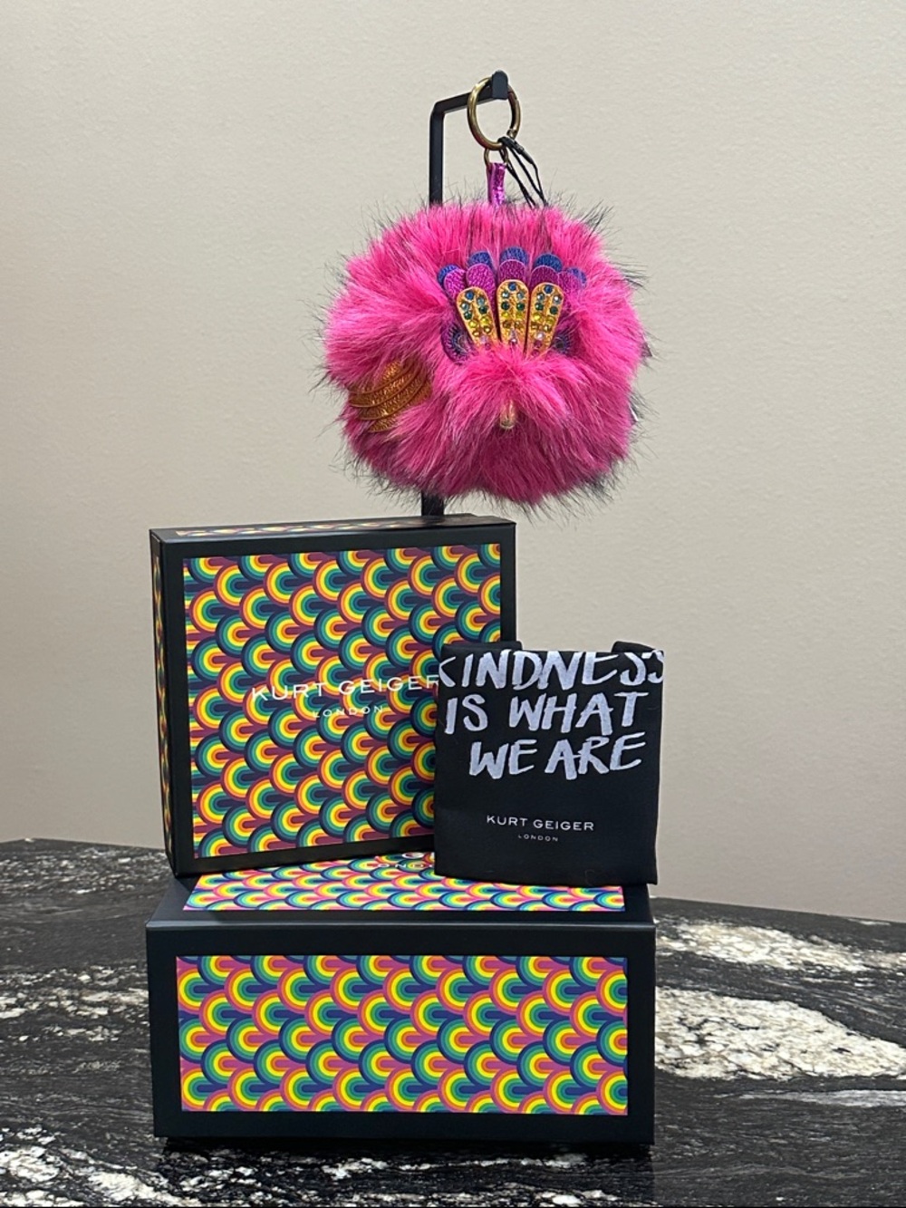 Kurt Geiger 💖Faux Fur Pom Pom Keyring